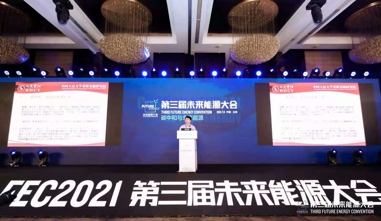 ����F��2